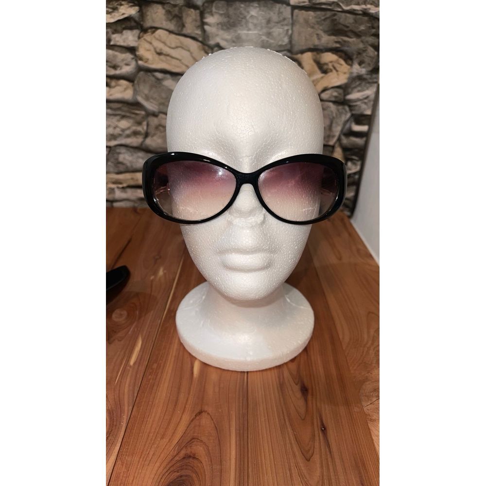 VTG GUCCI Sunglasses WOMENs 54*17 130 Oversized Cat Cat Eye Design w/Case Tinted